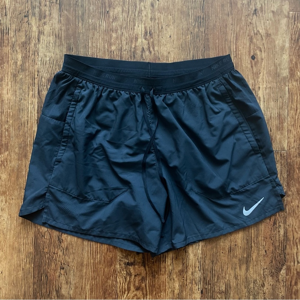 Nike Running Shorts Men’s Size Medium